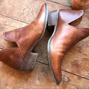 Steve Madden Austin booties cognac brown